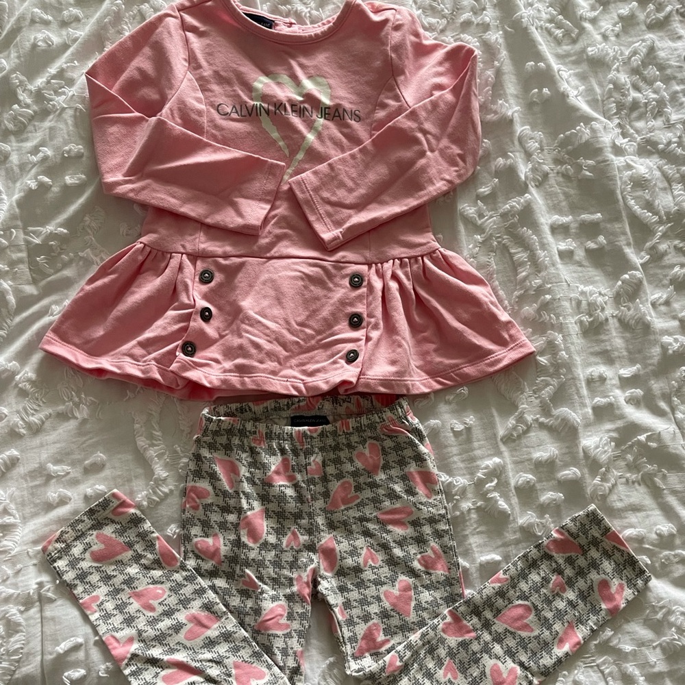Calvin Klein toddler girls valentines set
